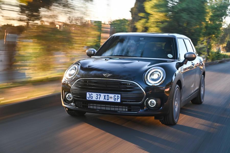  Mini Cooper Clubman (F54) 2019 года  (ZA) (фото 6 из 24)